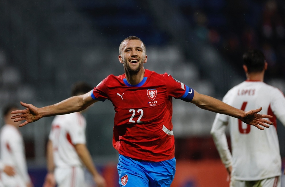 Tuyen CH Czech bi trung phat hinh anh