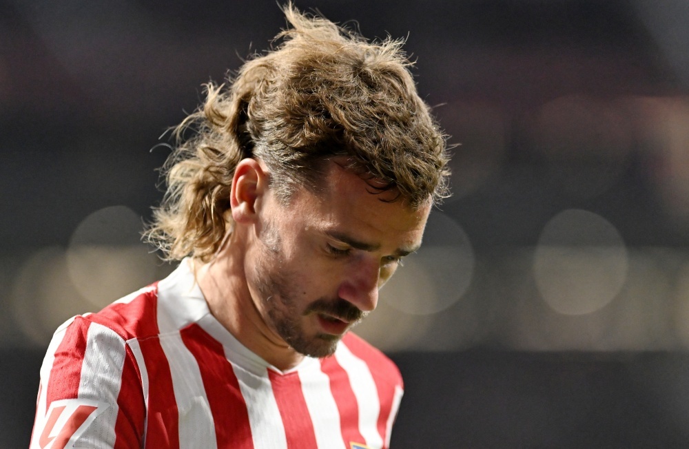 Barcelona van la noi dau cua Griezmann hinh anh