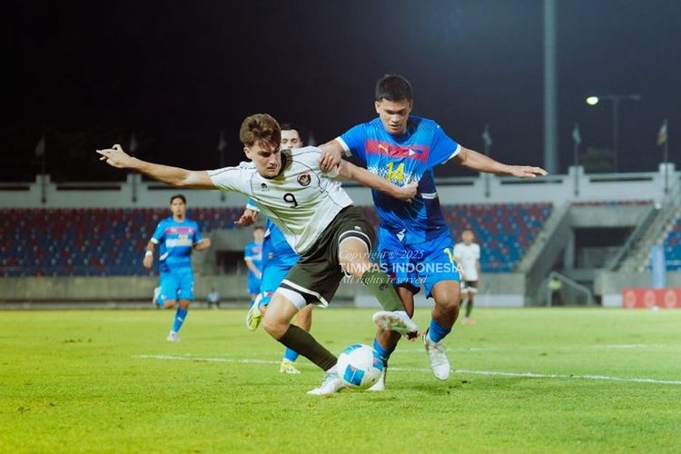 Phan ung cua bao chi Indonesia sau tran thua U22 Philippines hinh anh