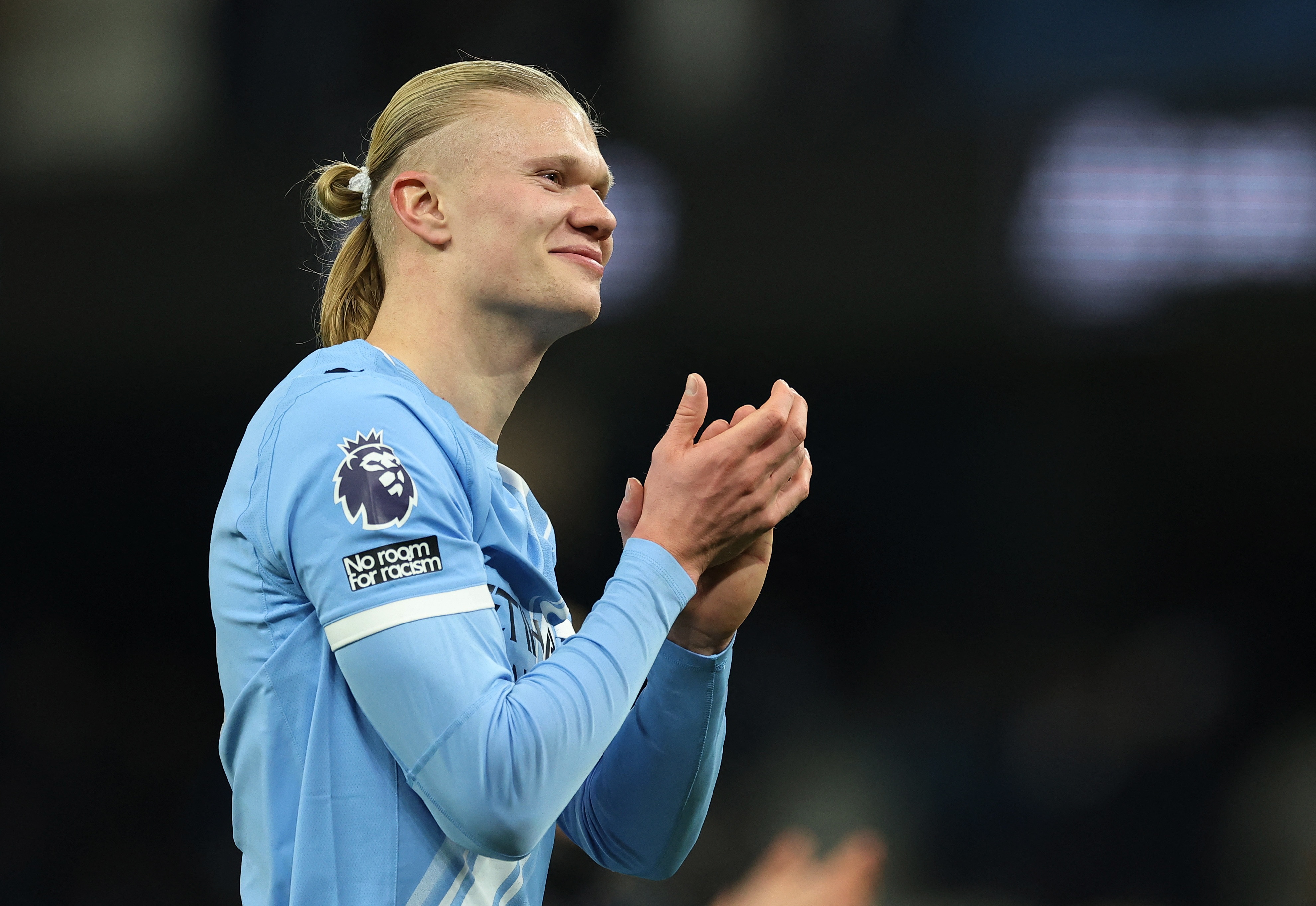 Man City dang so tro lai hinh anh