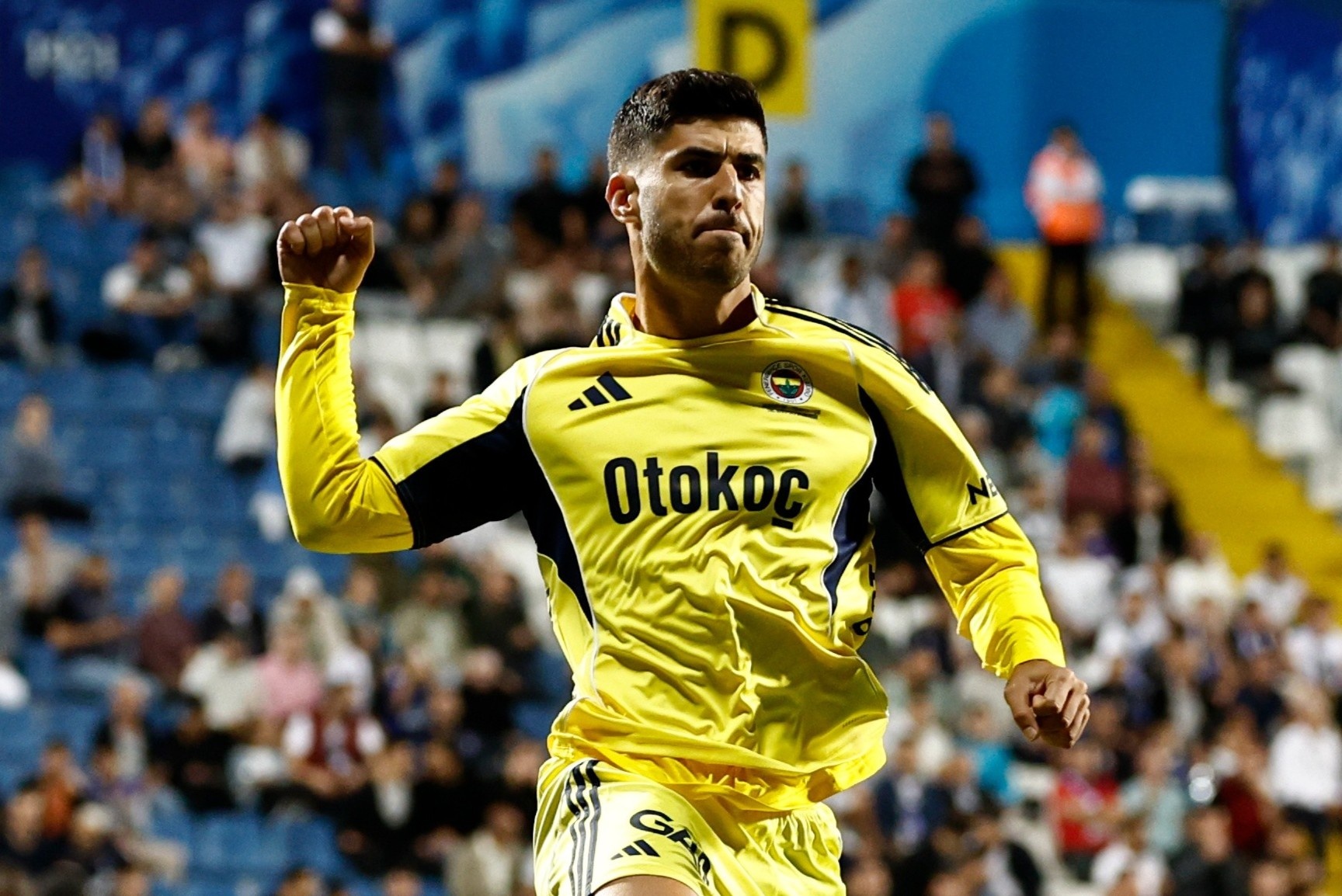 Asensio thang canh bac Fenerbahce hinh anh