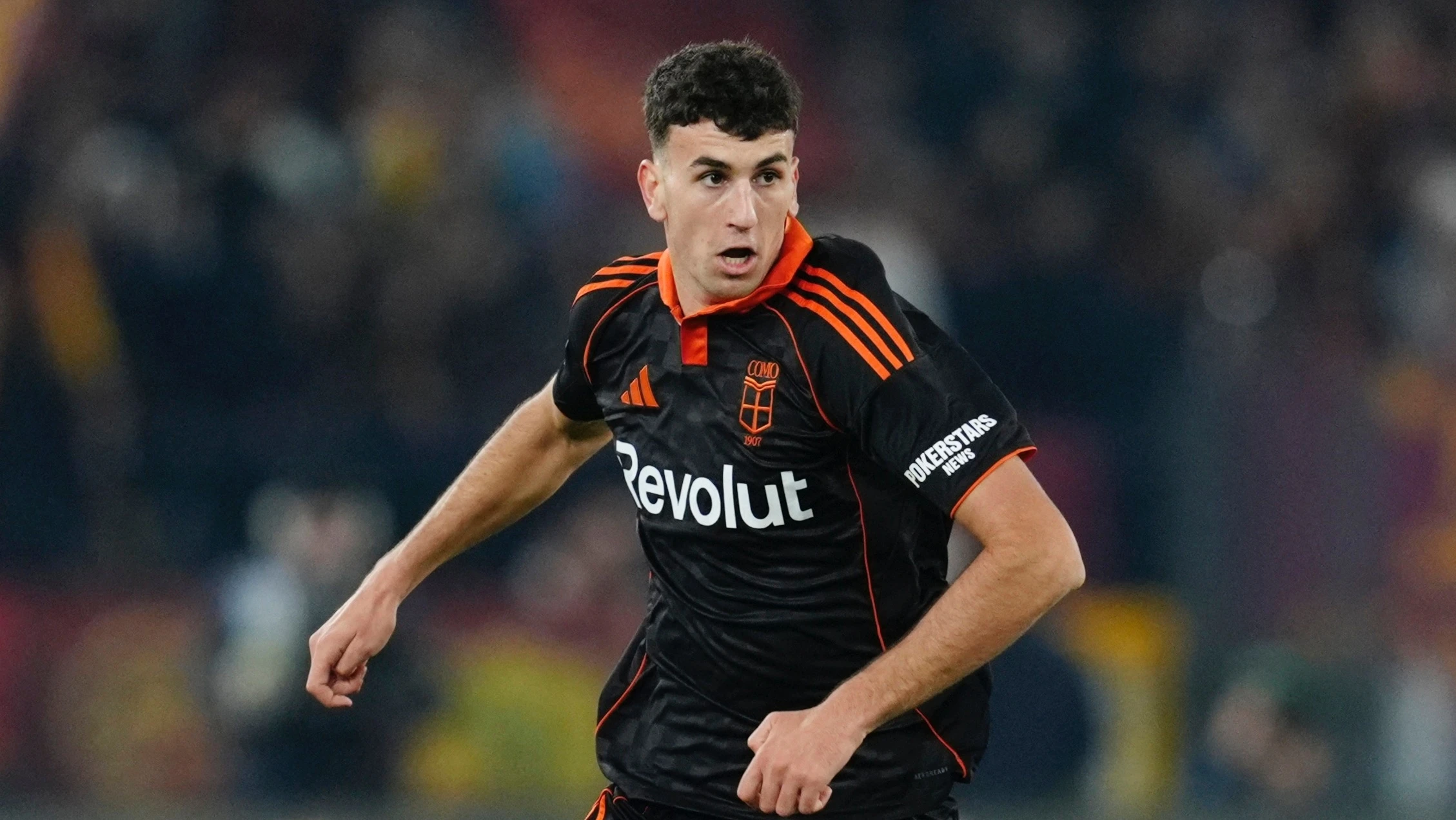 Trung ve vo danh lot tam ngam Premier League hinh anh