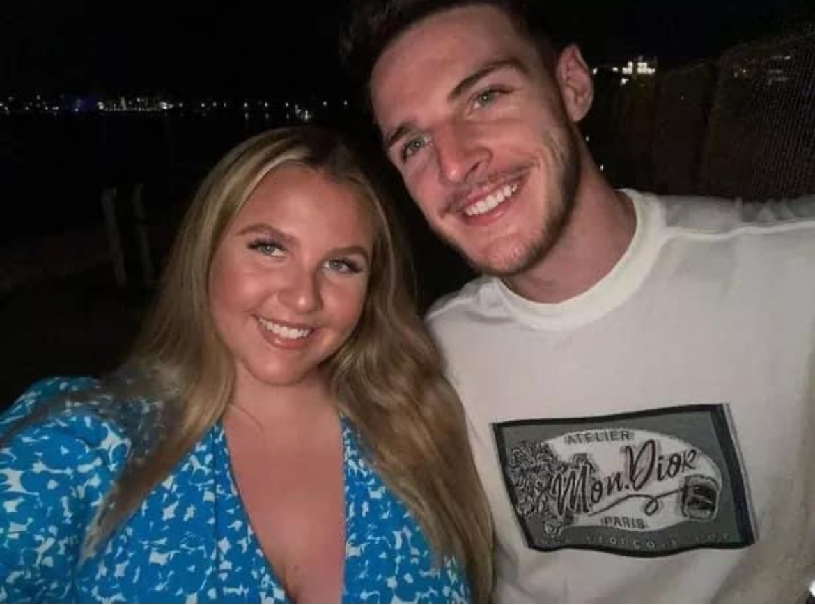 Ban gai Declan Rice tiep tuc bi miet thi hinh anh