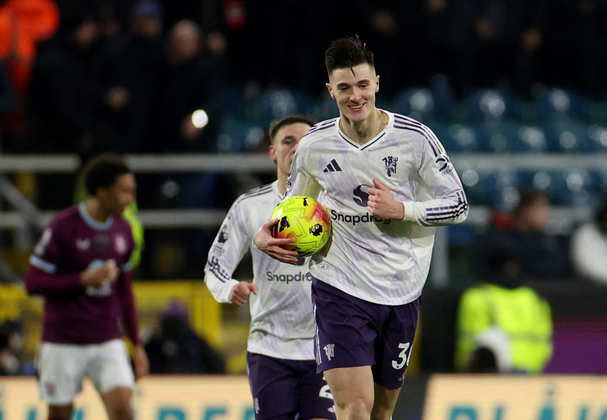 CDV MU tin Amorim kim ham Sesko hinh anh