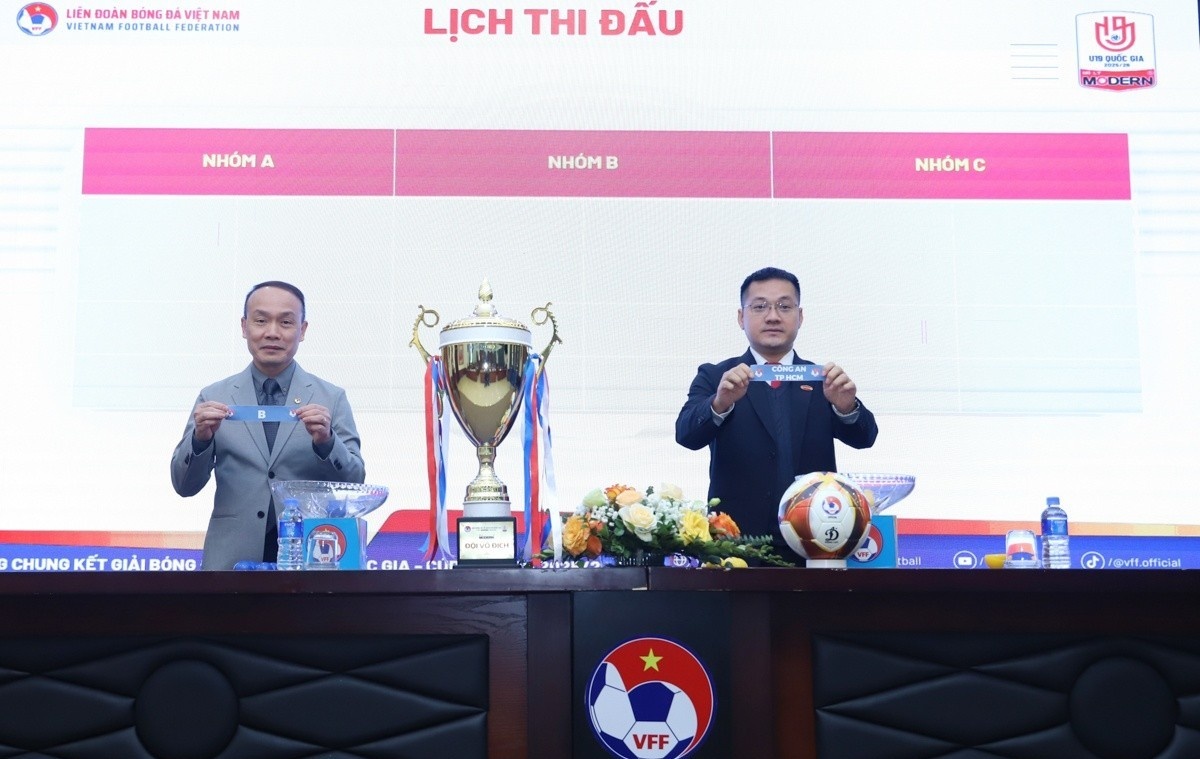 Boc tham chia bang VCK U19 Quoc gia 2025/26 hinh anh