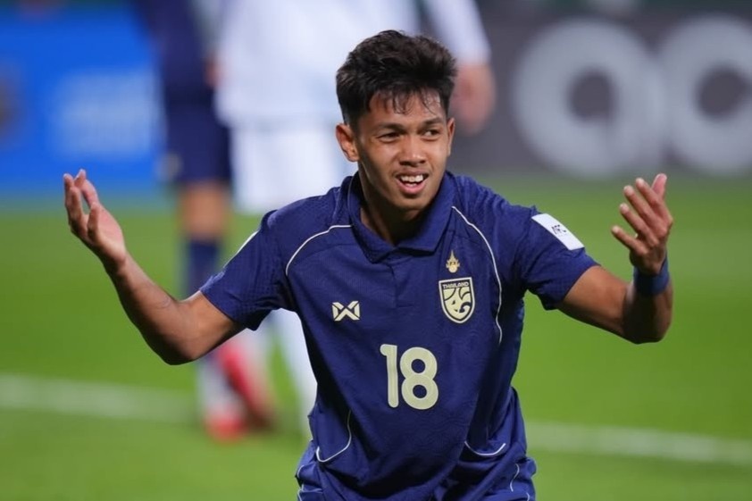 Phan ung cua bao Thai Lan sau tran hoa U23 Iraq hinh anh