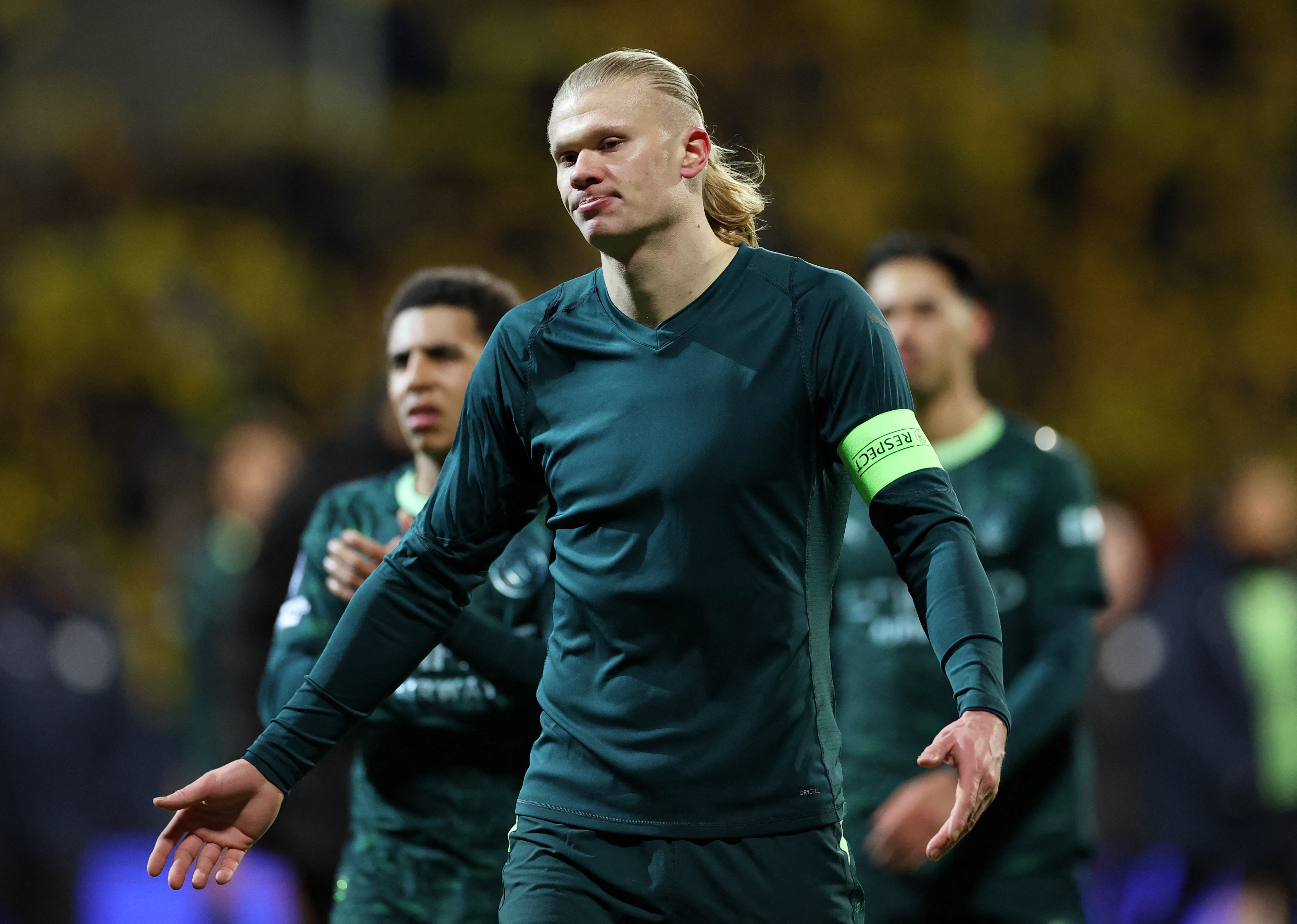 Dia chan xay ra o Champions League hinh anh