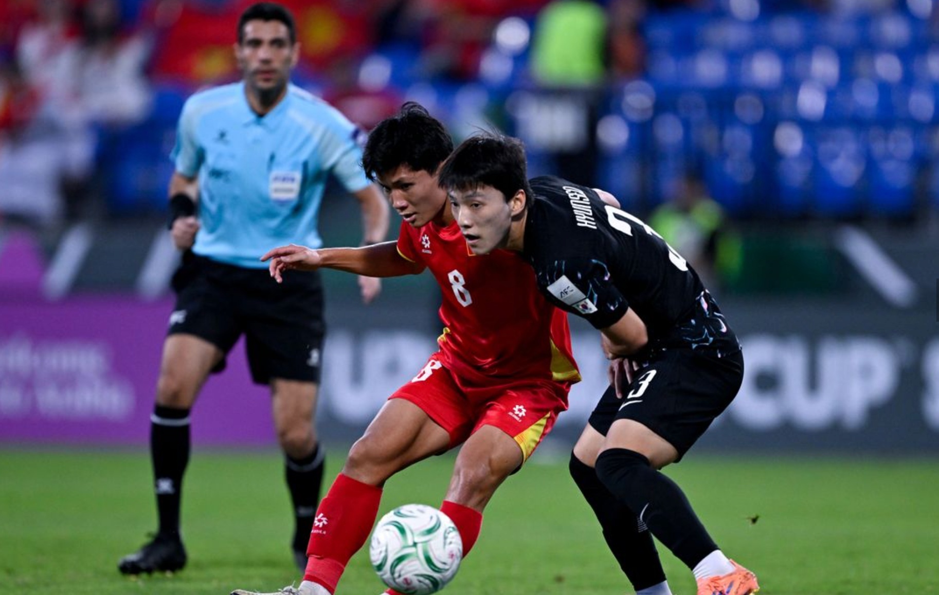 La lung U23 Viet Nam hinh anh