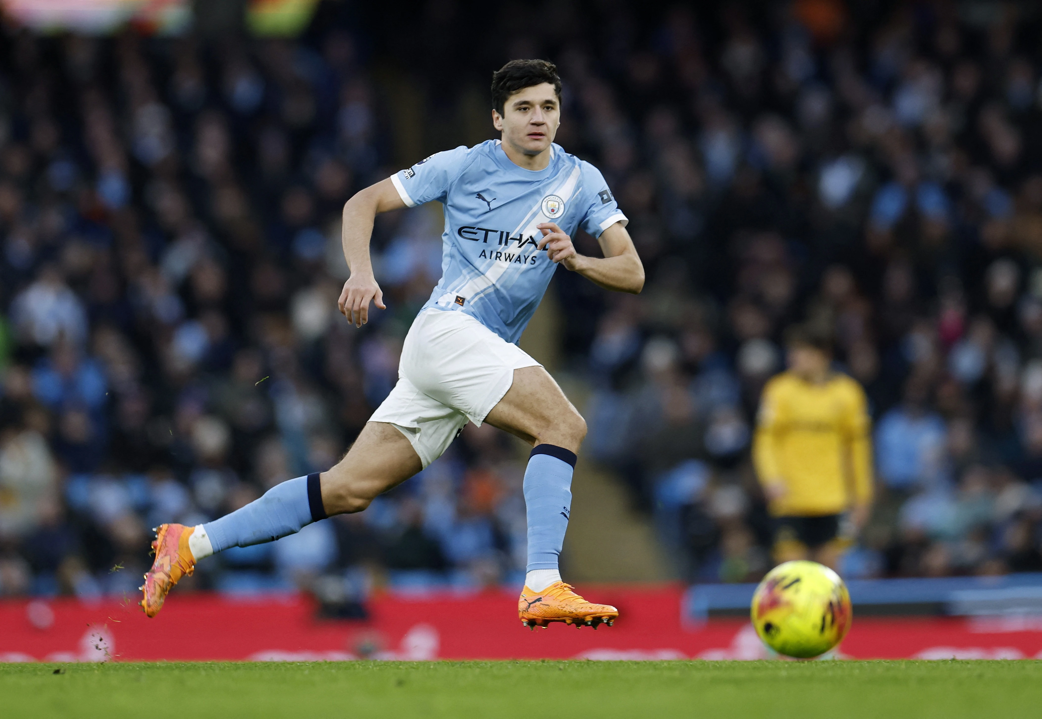 Khusanov dap tra moi nghi ngo hinh anh