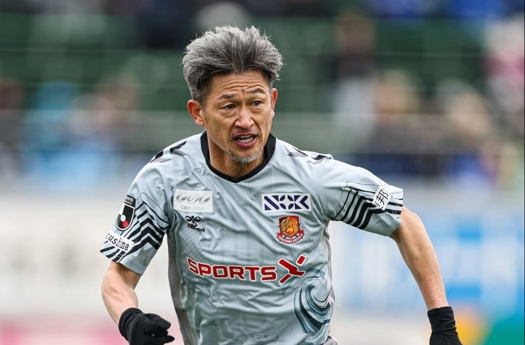 Huyen thoai Miura da chinh o tuoi 58 hinh anh