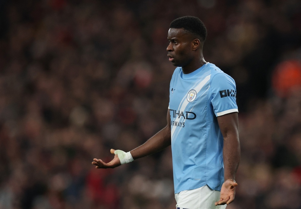 Guehi vung vang truoc nhung tieng la o hinh anh