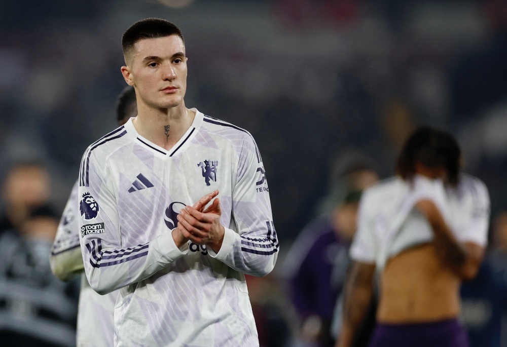 Sesko ghi diem manh me trong mat CDV MU hinh anh