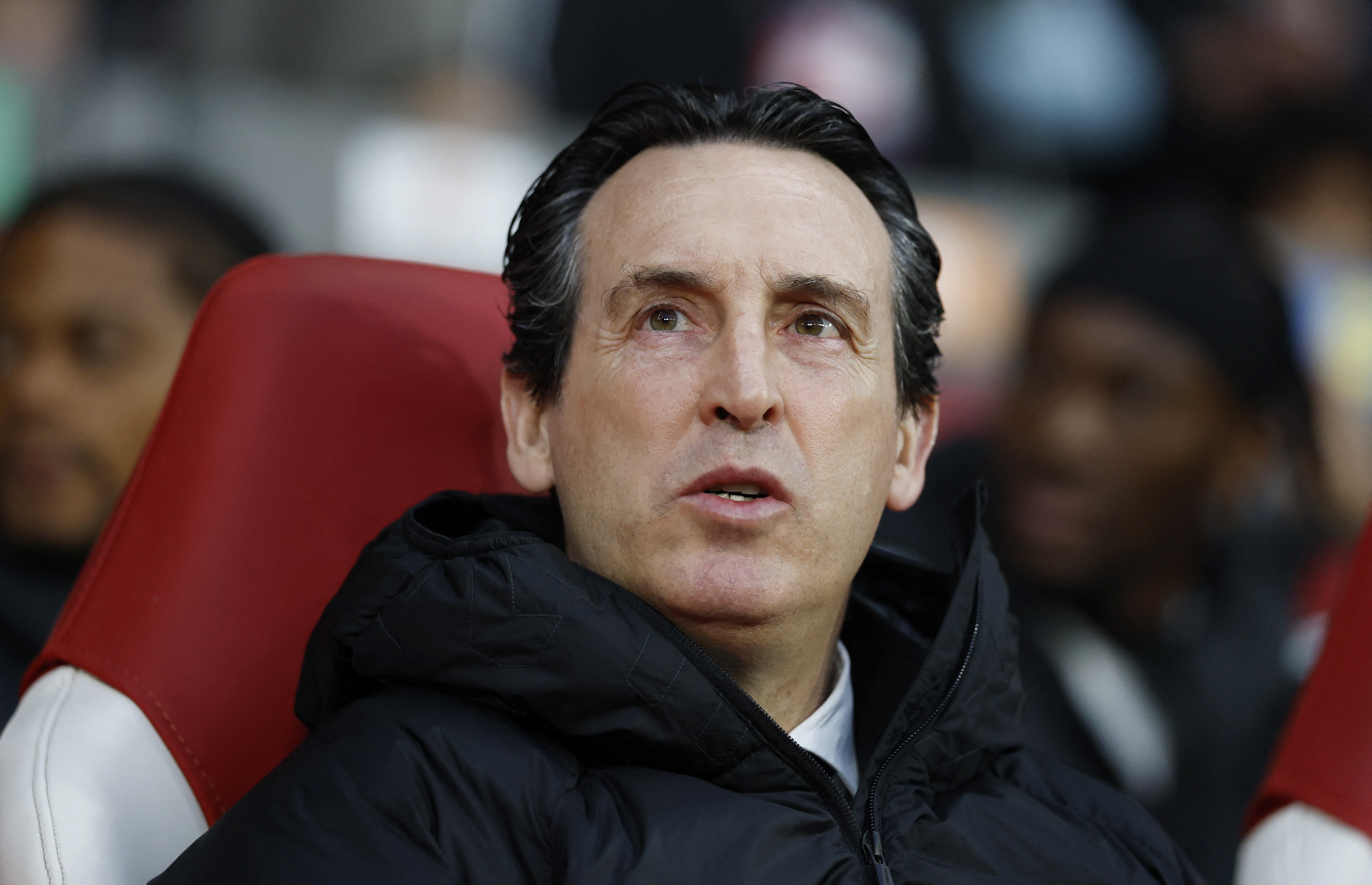 Aston Villa muon sa thai HLV Emery hinh anh