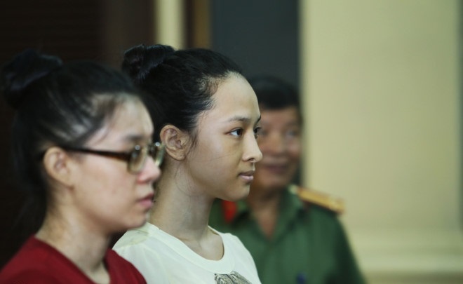 Hoa hau Phuong Nga xin giu quyen im lang trong phien xu chieu 22/6 hinh anh