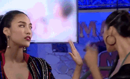 Minh Tu muon 'nuot chung' Lan Khue trong tap 3 The Face hinh anh