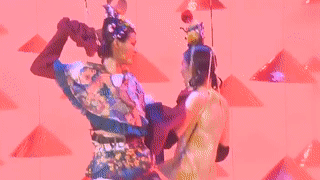 Next Top Model tap 2: Thi sinh nat no nhau vi thu thach ca kheo hinh anh