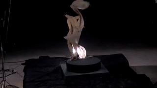 Next Top tap 3: Thi sinh nga sap mat vi 'bung lua' hinh anh