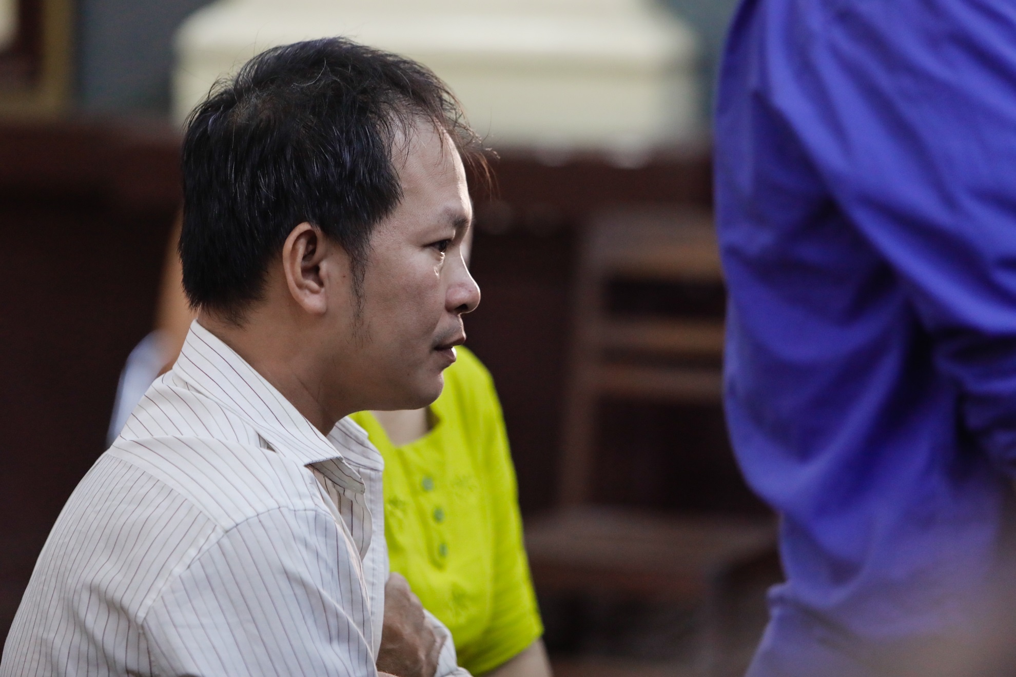 nam sinh giet ban bo thung xop anh 11