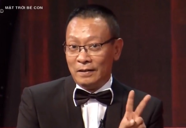 Mat troi be con: Lai Van Sam tang 2 thang luong huu cho thi sinh ngheo hinh anh