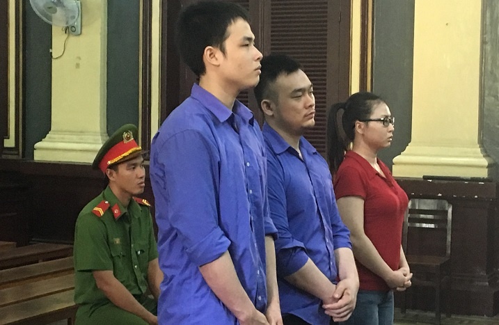 Chu muu tat axit nu sinh o Sai Gon bi de nghi tang hinh phat hinh anh