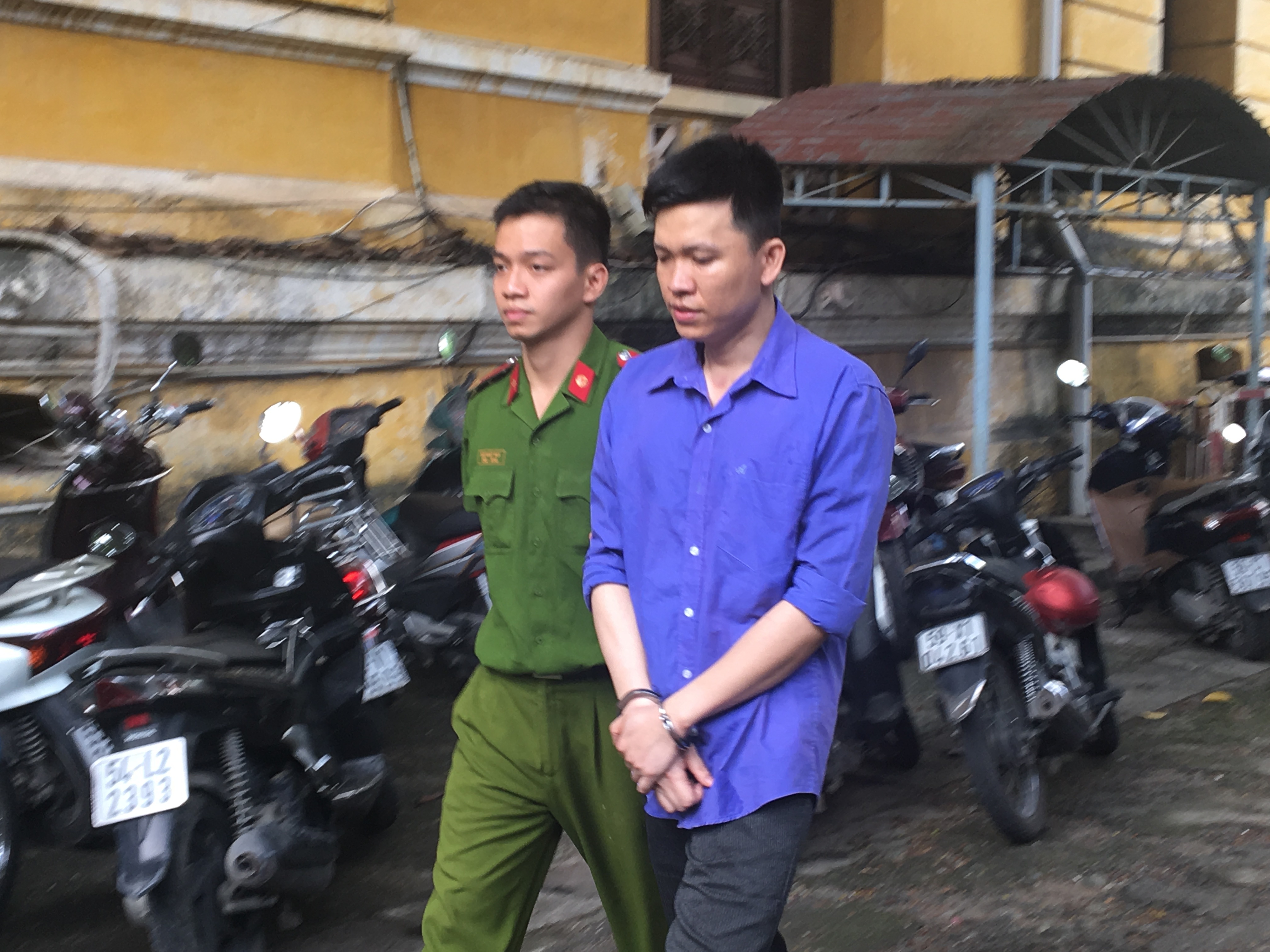 giet dong nghiep anh 1