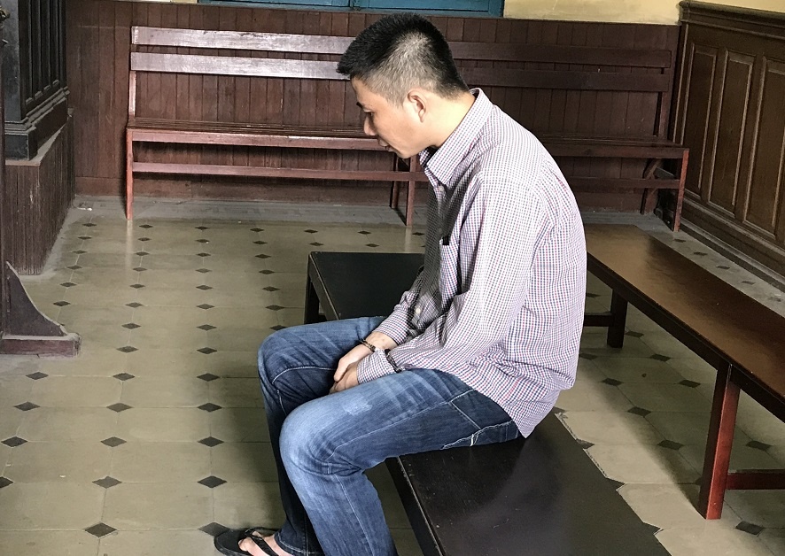 hiep dam con ban nhau anh 1