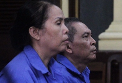 Vo linh an chung than, chong 'om' 20 nam tu vi lua dao hang tram ty hinh anh