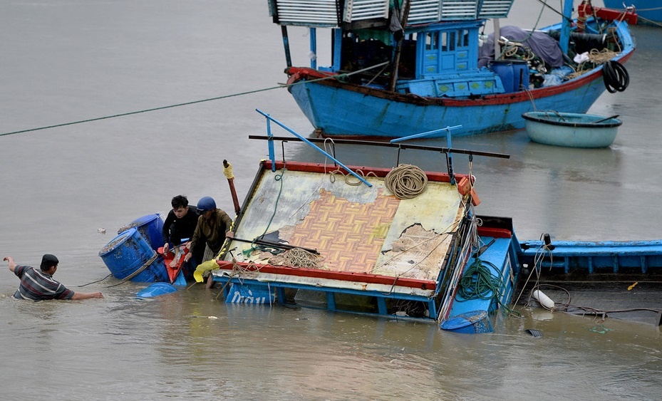 Bao Damrey da gay thiet hai nhu the nao? hinh anh