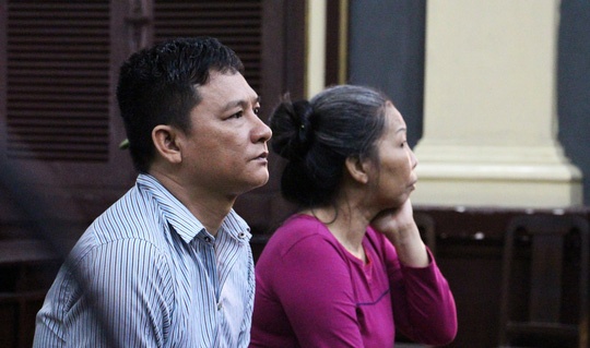 Dung giay to gia, dong vai chu nha lua dao hang ty dong hinh anh