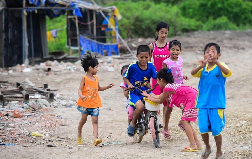 Khong co cho nao cho tre em hinh anh