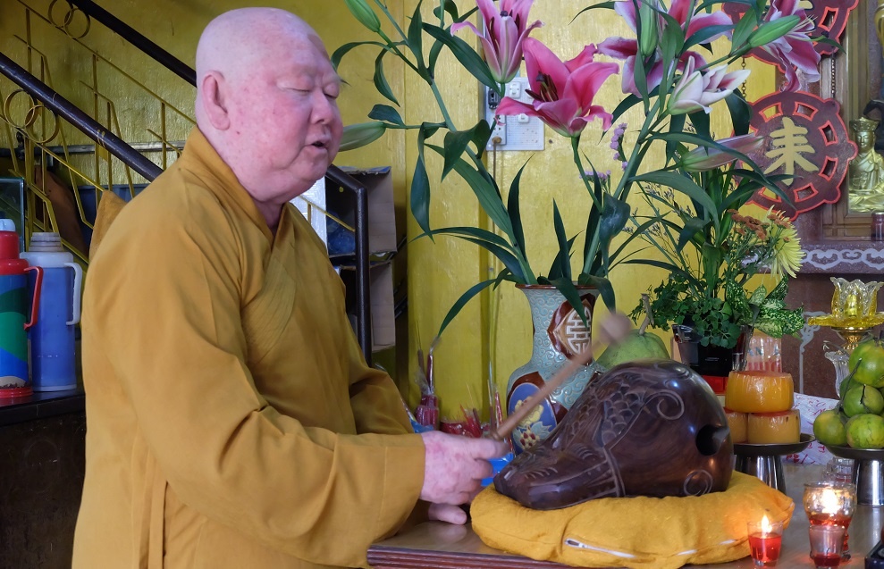 Chua Lien Hoa: Noi 20 nam 'noi khong' voi dot vang ma hinh anh