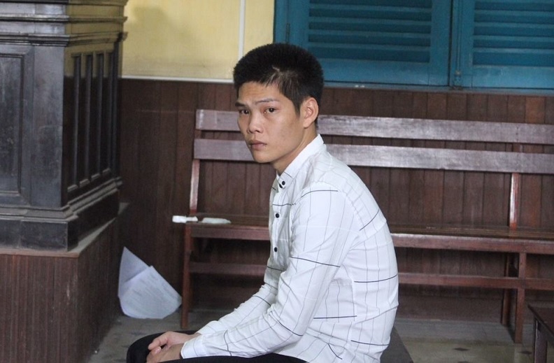 Cha giang bay dien phong than hai chet con linh 12 nam tu hinh anh