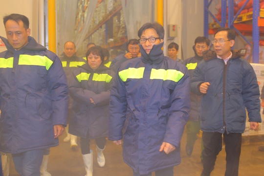 Phó Thủ tướng Vũ Đức Đam thăm chợ Bình Điền ảnh 13 Pho Thu tuong Vu Duc Dam tham cho Binh Dien anh 13