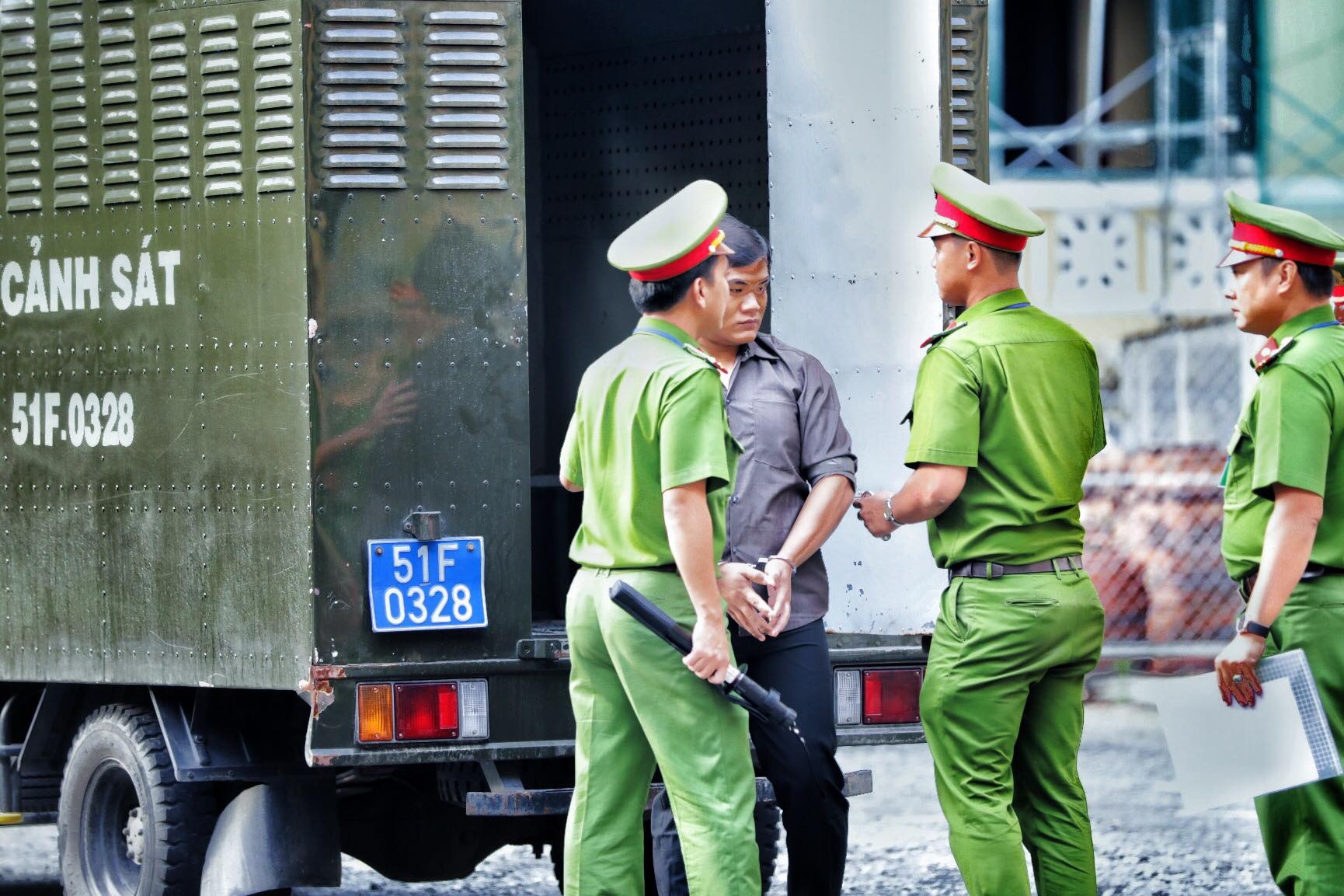 nhóm khủng bố sân bay Tân Sơn Nhất ảnh 2 nhom khung bo san bay Tan Son Nhat anh 2