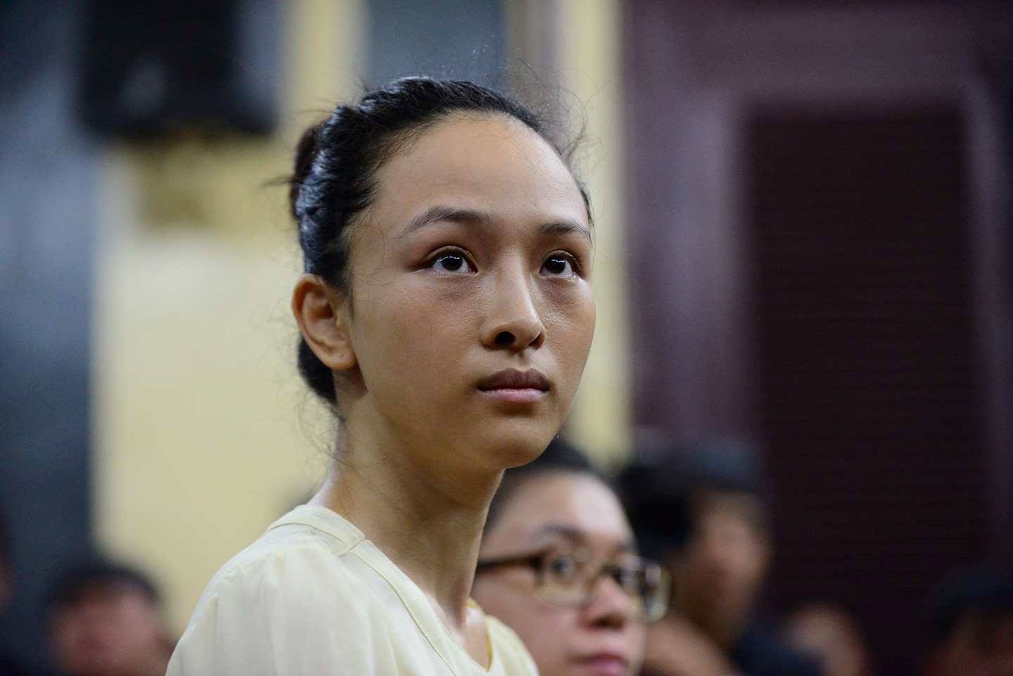 Vi sao khong khoi to vu an 'thong cung' vu Phuong Nga - Cao Toan My? hinh anh