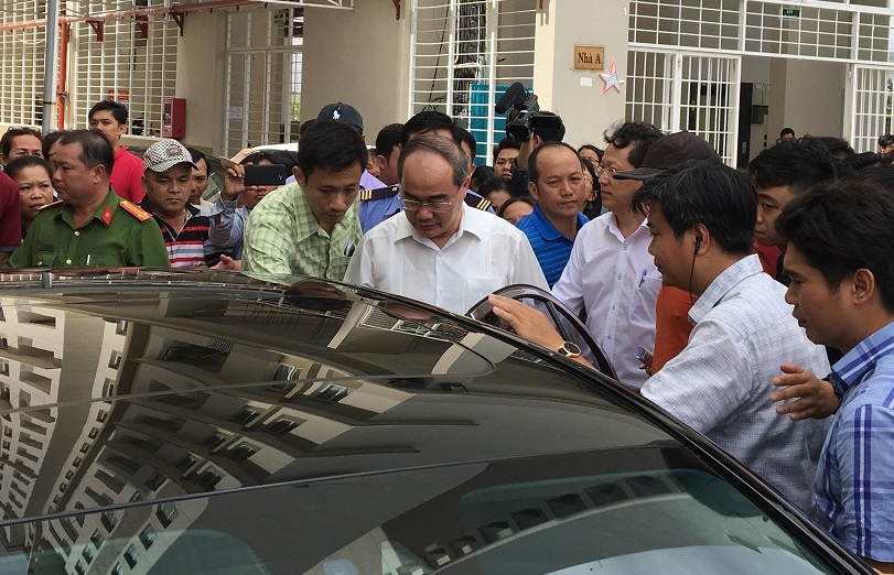 Bí thư Nguyễn Thiện Nhân thăm dân thủ Thiêm ảnh 1 Bi thu Nguyen Thien Nhan tham dan thu Thiem anh 1