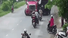 Khoi to tai xe gay tai nan lien hoan, khien be gai 5 tuoi thiet mang hinh anh