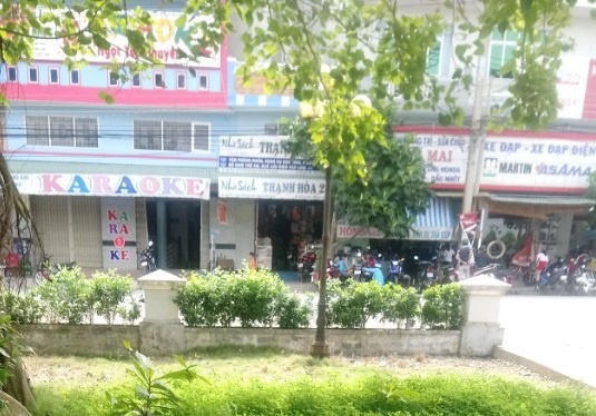9X dam chet ban gai tai quan karaoke hinh anh
