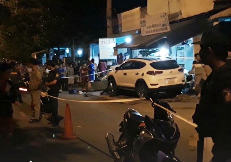 ôtô gây tai nạn ở Bình Dương ảnh 2 oto gay tai nan o Binh Duong anh 2