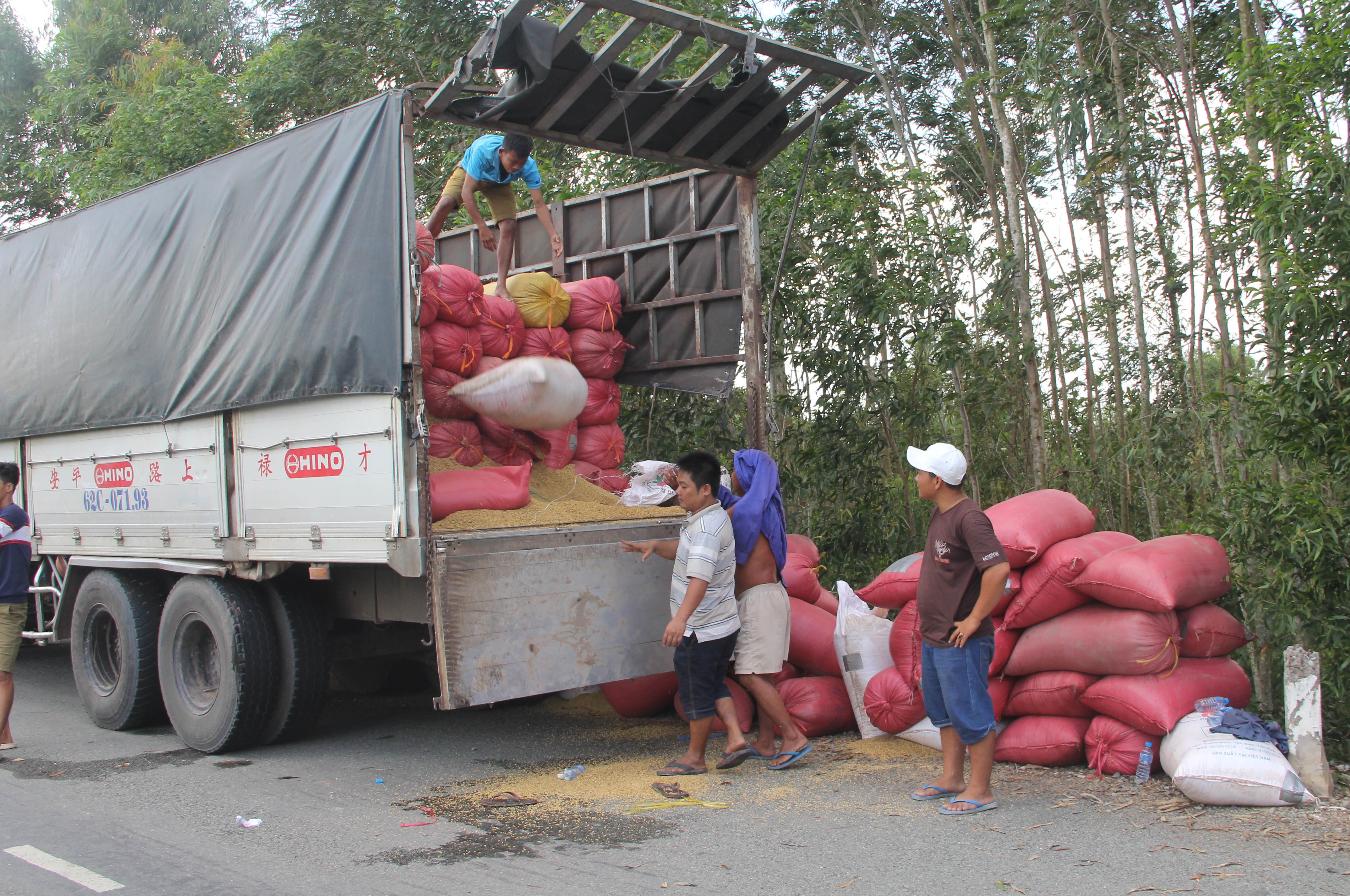 chống thanh tra giao thông ảnh 1 chong thanh tra giao thong anh 1