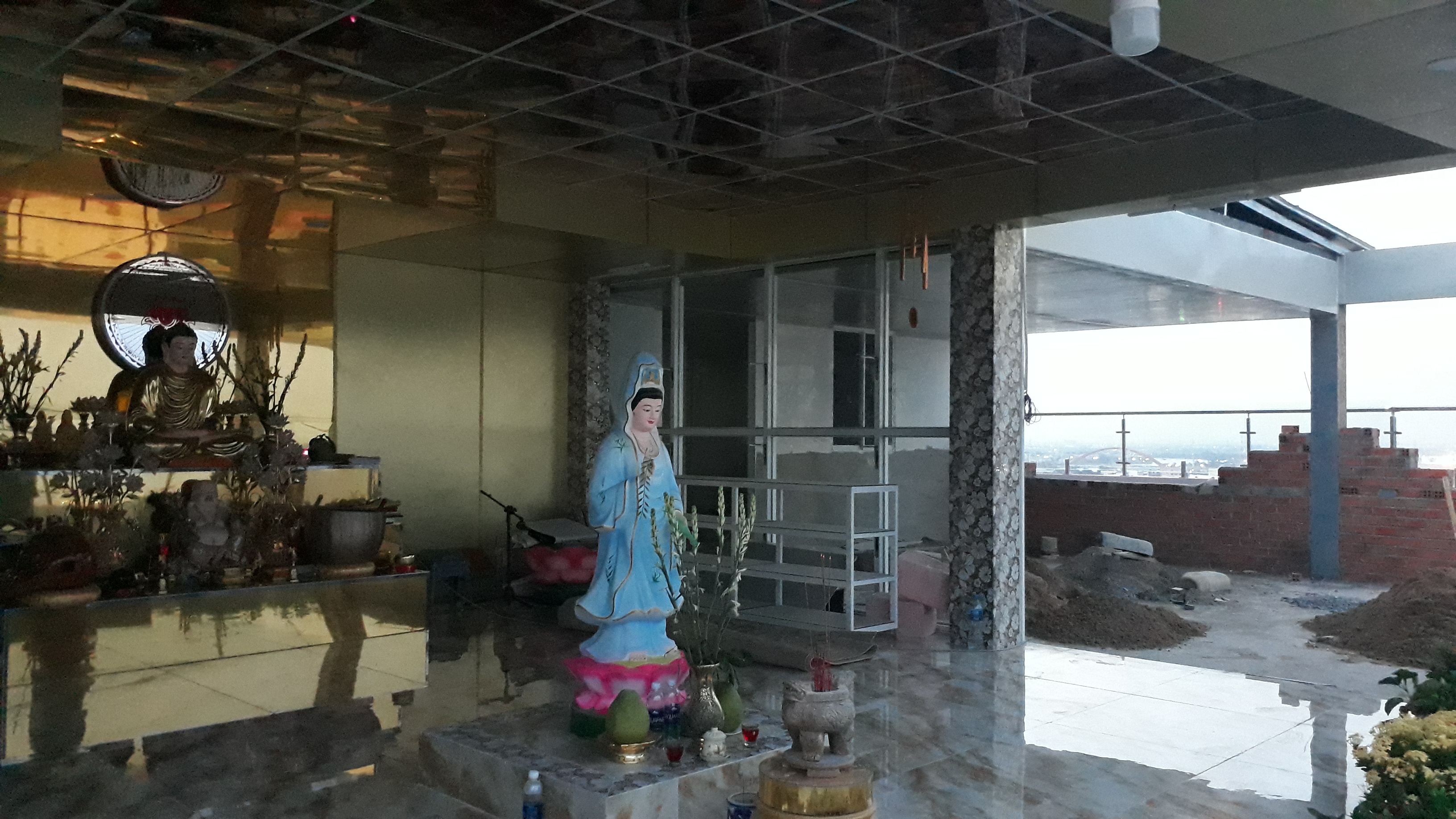 cong ty bat dong san Nam Thi anh 1