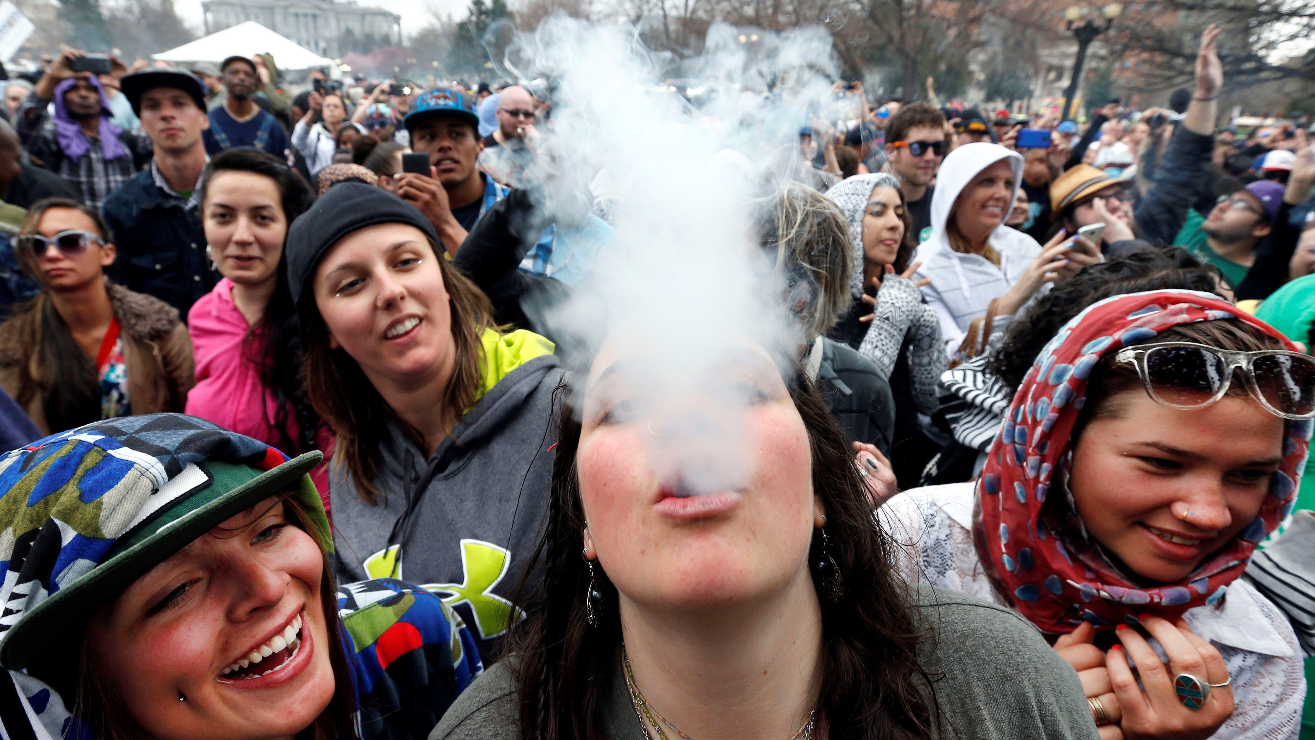 Nhung vu 'soc thuoc' chet nguoi chan dong tai cac le hoi am nhac hinh anh