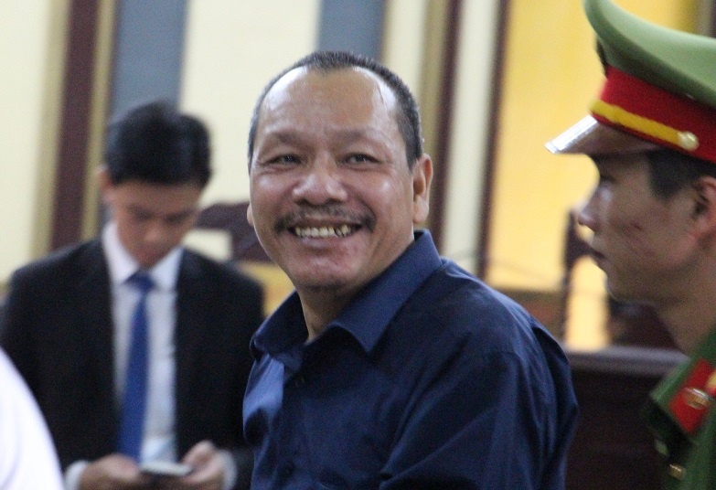 Bi cao lam that thoat hon 56 ty cuoi tuoi o toa hinh anh