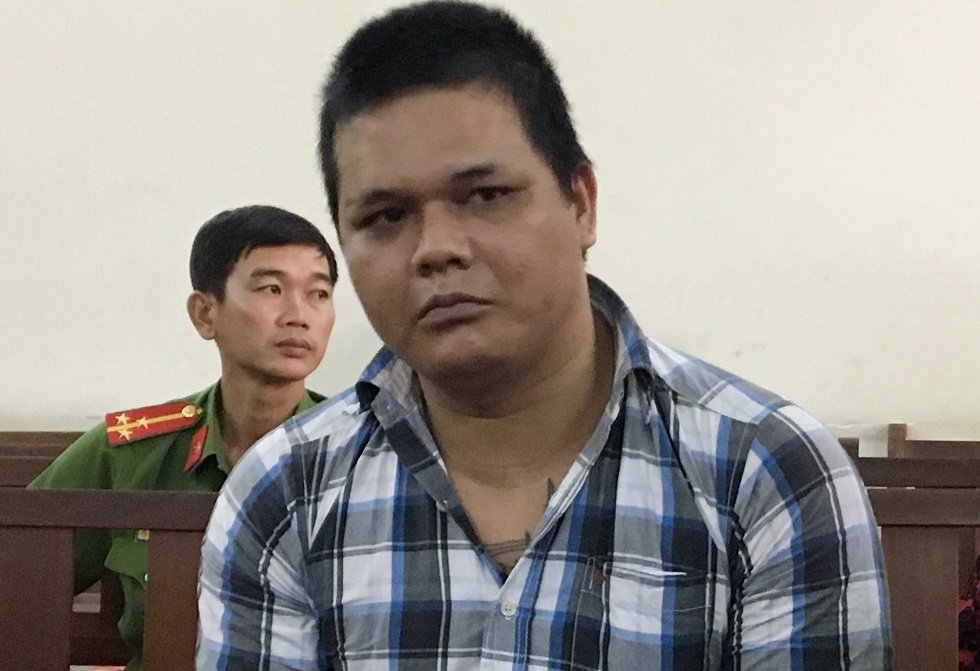 Y an tu hinh voi ke ngao da chem chet 2 nguoi hinh anh