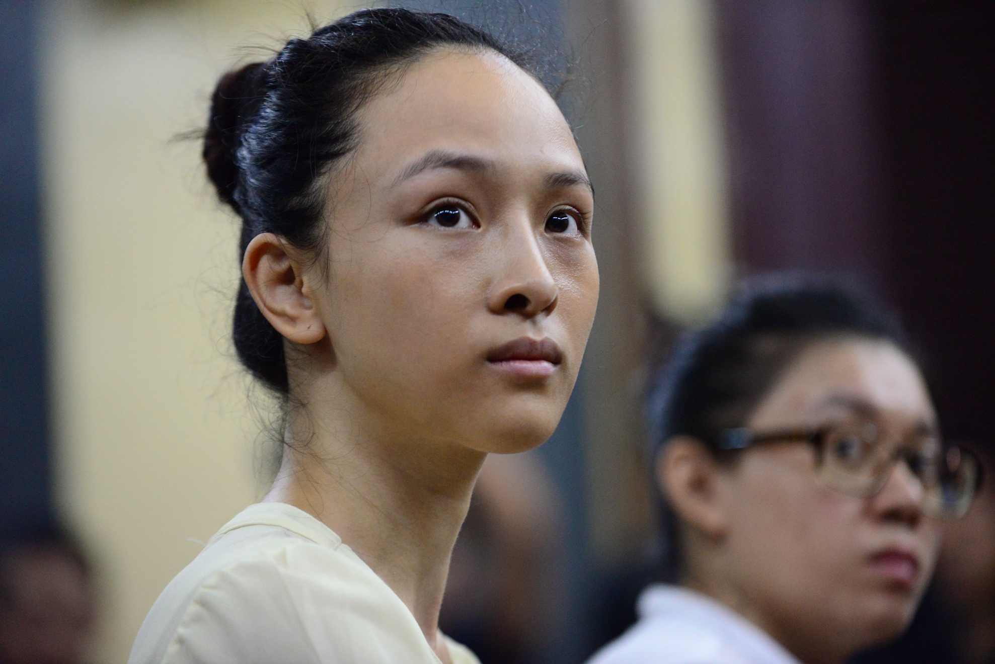 Gia han dieu tra 3 thang vu hoa hau Phuong Nga - Cao Toan My hinh anh