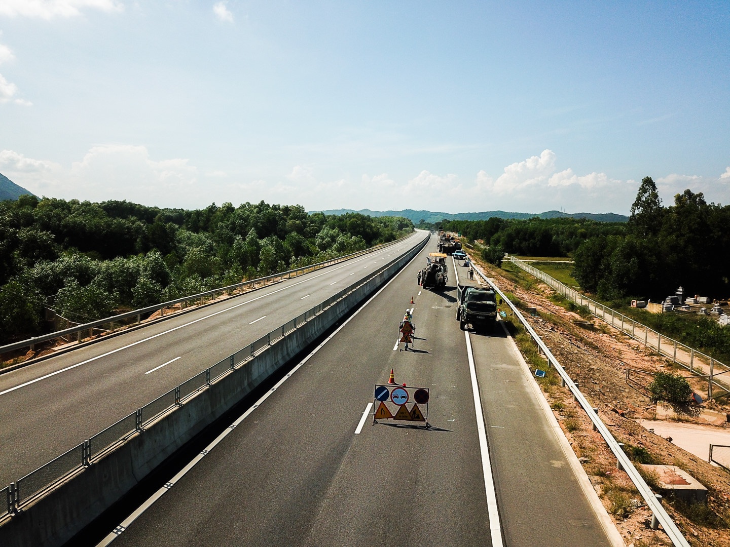 'Chinh phu can lap doan rieng, giam dinh chat luong cao toc 34.500 ty' hinh anh