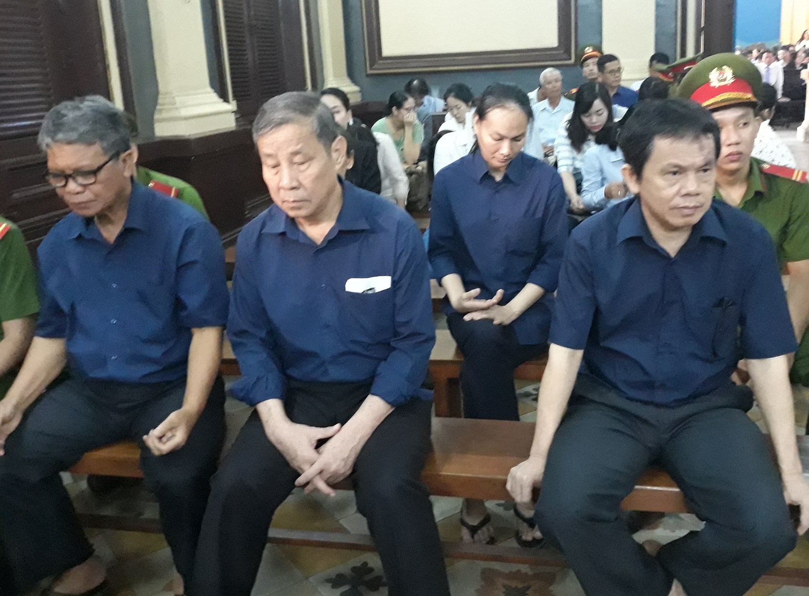 Hua Thi Phan khang cao anh 1