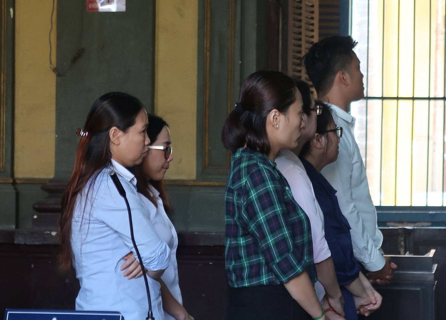 De nghi Eximbank tra tien goc va lai cho ba Chu Thi Binh hinh anh