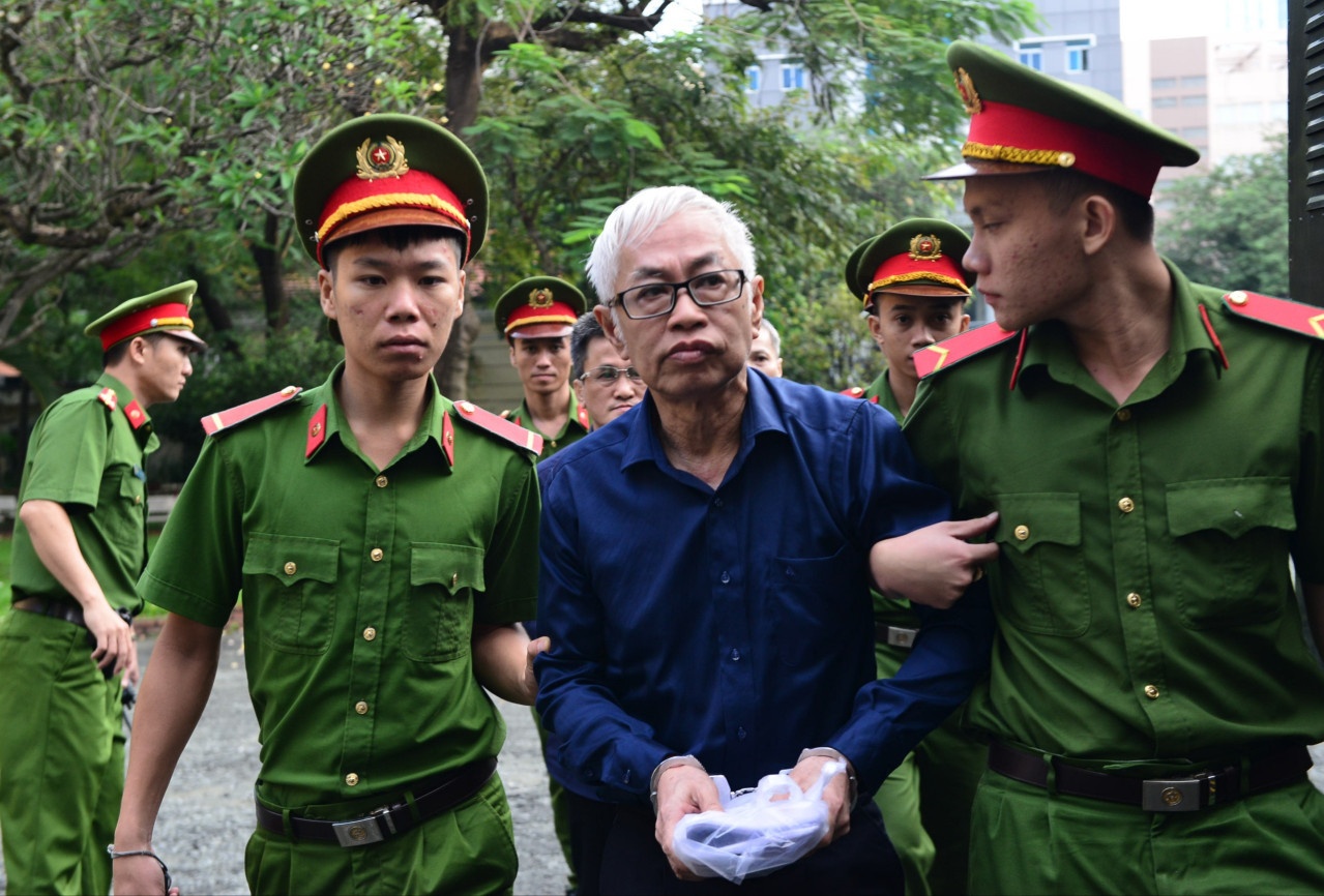 Trần Phương Bình  chuyển Vũ nhôm ảnh 2 Tran Phuong Binh  chuyen Vu nhom anh 2