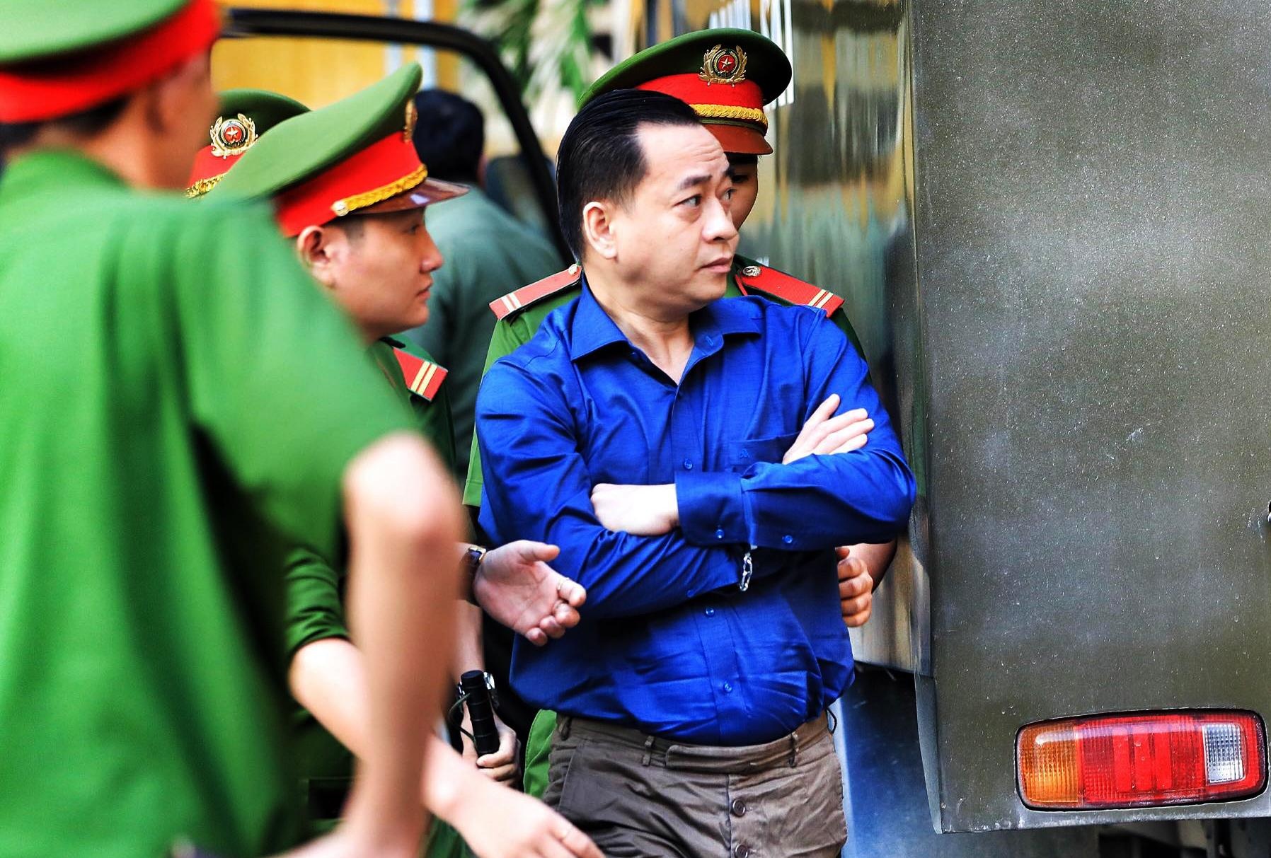 xét hỏi Vũ nhôm ảnh 1 xet hoi Vu nhom anh 1